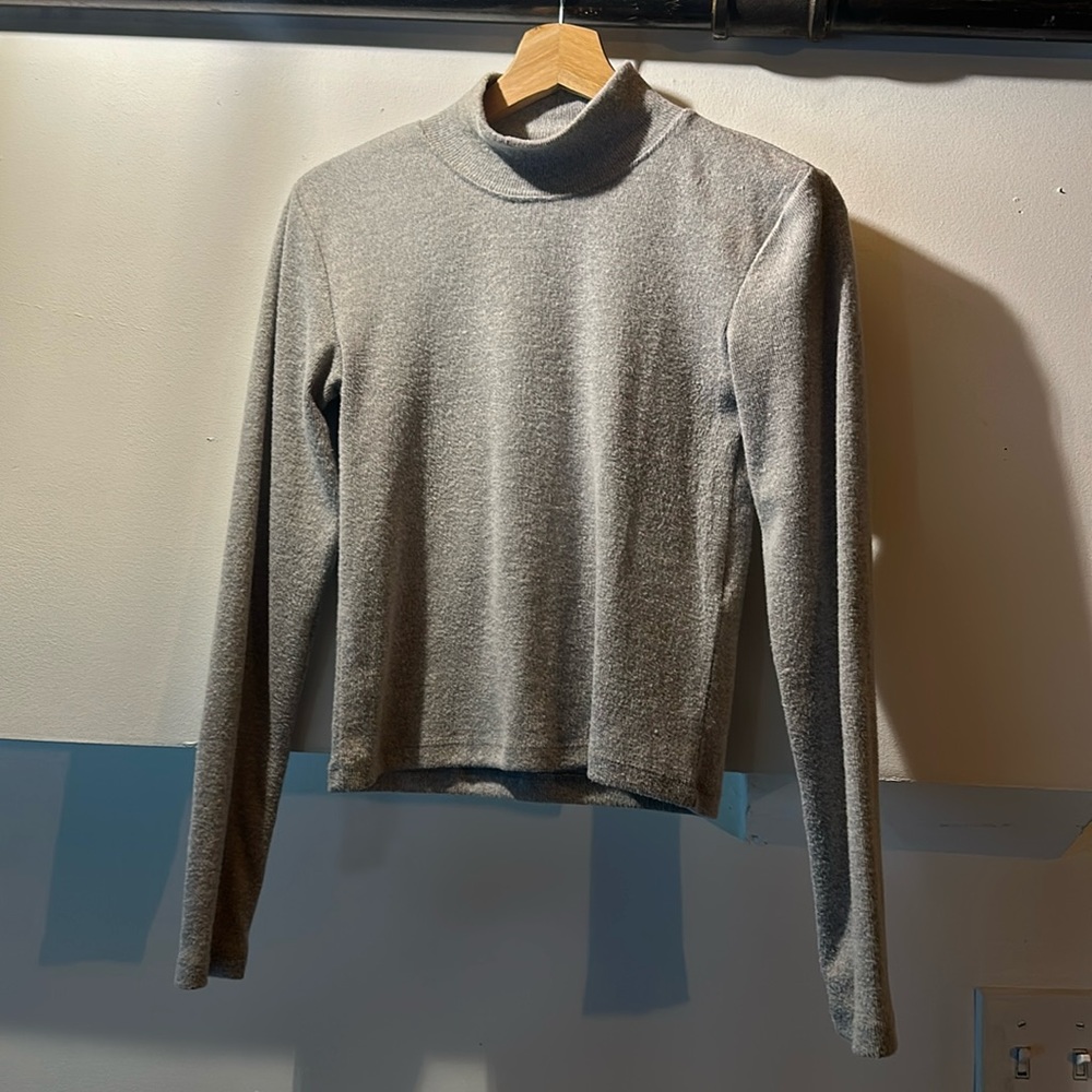 Grey turtleneck